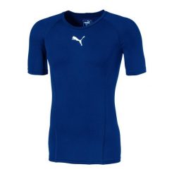 Męska Koszulka Z Krótkim Rękawem Liga Base Layer Top. Niebieskie koszulki sportowe męskie Puma, m, bez wzorów, bez kołnierzyka, bez ramiączek, trekkingowe. Za 178.99 zł.