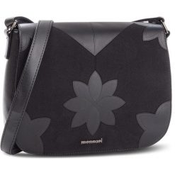 Torebka MONNARI - BAG5400-020 Black. Czarne listonoszki damskie Monnari, ze skóry ekologicznej. W wyprzedaży za 169.00 zł.