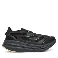 Buty do biegania adidas. Czarne obuwie sportowe damskie Adidas, bez wzorów, do biegania. Za 609.99 zł.