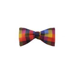 Mucha kolorowa w radosną kratkę. Brązowe krawaty i muchy Manufaktura much, w kolorowe wzory, eleganckie. Za 119.00 zł.