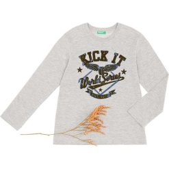 Koszulka w kolorze szarym. Szare t-shirty dla chłopców Benetton Kids, bez wzorów, z bawełny, bez ramiączek. W wyprzedaży za 37.95 zł.