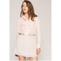 Answear - Koszula. Szare koszule damskie ANSWEAR, z poliesteru, casualowe, z długim rękawem. W wyprzedaży za 79.90 zł.