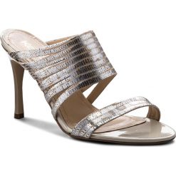 Klapki KAZAR - Laura 24851-08-13 Srebrny. Klapki damskie marki Kazar. W wyprzedaży za 239.00 zł.