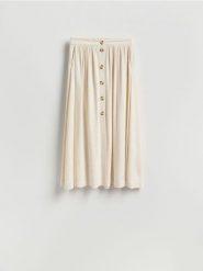 Spódnica z wiskozą - złamana biel. Spódnice damskie Reserved, l, bez wzorów, z tkaniny. Za 129.99 zł.