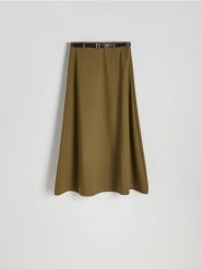 Spódnica midi z paskiem - ciemnozielony. Zielone spódnice damskie Reserved, l, bez wzorów, z dzianiny, midi, rozkloszowane. W wyprzedaży za 39.99 zł.