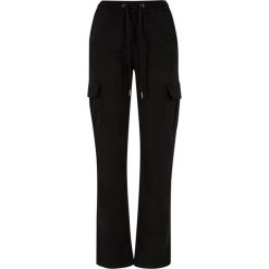 Damskie spodnie cargo z wysokim stanem Urban Classics Twill. Czarne spodnie materiałowe damskie Urban Classics, m, bez wzorów, z bawełny, z podwyższonym stanem. Za 206.95 zł.