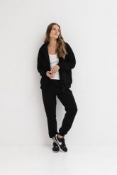 LEKKIE SPODNIE CELINE CZARNE S - Flawless. Czarne spodnie dresowe damskie Flawless, s, bez wzorów, z bawełny. Za 320.00 zł.
