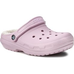 Klapki CROCS - Classic Lined Clog 203591 Ballerina Pink/Oatmeal. Klapki damskie marki Crocs. W wyprzedaży za 159.00 zł.