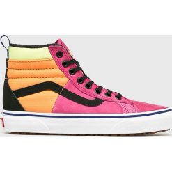 Vans - Trampki. Trampki i tenisówki damskie marki Vans. W wyprzedaży za 419.90 zł.
