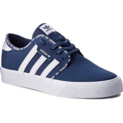 Buty adidas - Seeley J BB8498 Mysblu/Mysblu/Ftwwht. Półbuty chłopięce marki Adidas. W wyprzedaży za 179.00 zł.