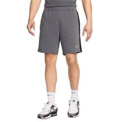 Spodnie sportowe męskie Nike FZ4708068. Szare krótkie spodenki sportowe męskie Nike, m, bez wzorów. Za 273.00 zł.
