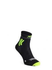Skarpety do biegania X-Socks Trail Run Energy 4.0. Czarne skarpety męskie X-Socks, bez wzorów, z elastanu. Za 84.00 zł.