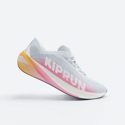 Second Life - Buty do biegania damskie Kiprun Kipcore Premium - Stan Doskonały. Brązowe obuwie sportowe damskie KIPRUN, bez wzorów, z materiału, do biegania. Za 339.99 zł.