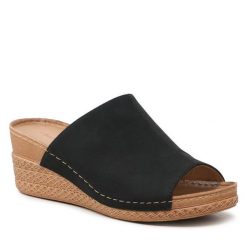 Klapki Clara Barson. Czarne klapki damskie Clara Barson, bez wzorów, bez obcasa. Za 89.99 zł.