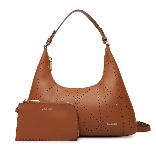 Torebka Calvin Klein. Brązowe torebki do ręki damskie Calvin Klein, bez wzorów, klasyczne, bez dodatków. Za 550.99 zł.