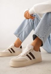 Beżowe Sneakersy na Platformie w Stylu Tenisówek Ozdobione Paskami Ladia. Brązowe obuwie sportowe damskie Renee, bez wzorów, z jeansu, tenisowe. Za 99.99 zł.
