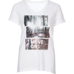 Koszulka w kolorze białym. Białe t-shirty damskie marki ESPRIT. W wyprzedaży za 72.95 zł.