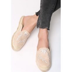 Beżowe Klapki Soft Riibbon. Klapki damskie Born2be. Za 29.99 zł.