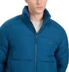 Kurtka męska 4f Kurtka puchowa męska 4F M0707 niebieska 4FRAW25TDJAM0707 30S M. Niebieskie kurtki męskie 4f, m, bez wzorów, z puchu, bez kaptura. Za 219.98 zł.