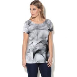Colour Pleasure Koszulka damska CP-034 33 szaro-biało-czarna r. XL-XXL. T-shirty damskie marki Colour Pleasure. Za 70.35 zł.