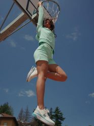 Szorty z kieszenie na co dzień na siłownię. Zielone szorty sportowe damskie LEONE 1947 APPAREL, m, bez wzorów, na fitness i siłownię. Za 84.16 zł.