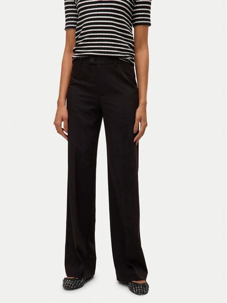 Vero Moda Spodnie materiałowe Texas 10334103 Czarny Straight Fit. Czarne spodnie materiałowe damskie Vero Moda, s, bez wzorów, z materiału. Za 107.99 zł.