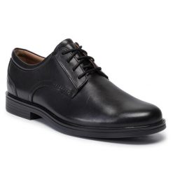 Półbuty Clarks. Czarne eleganckie półbuty Clarks, wizytowe, bez zapięcia. Za 409.99 zł.