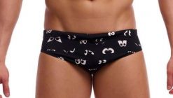Kąpielówki męskie Funky Trunks Eye Spy - slipy. Czarne kąpielówki męskie FUNKY TRUNKS, m, bez wzorów, z elastanu, do pływania. Za 139.00 zł.