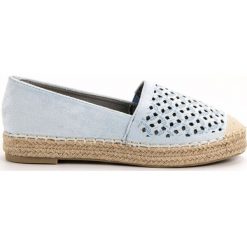Niebieskie Zamszowe Espadryle VICES. Niebieskie espadryle damskie VICES, bez wzorów, z zamszu, eleganckie, bez obcasa, bez zapięcia. W wyprzedaży za 99.00 zł.