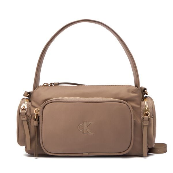 Torebka Calvin Klein. Brązowe torebki do ręki damskie Calvin Klein, bez wzorów, z nylonu, klasyczne, bez dodatków. Za 283.99 zł.
