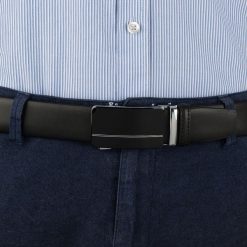 Pasek męski skórzany 3,5 cm klamra automatyczna Beltimore czarny 02-586 : Kolory - czarny, Rozmiar pasków - r.120-135 cm. Czarne paski damskie bez wzorów, ze skóry, wizytowe. Za 64.99 zł.