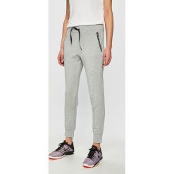 Roxy - Spodnie. Spodnie materiałowe damskie marki Roxy. Za 229.90 zł.