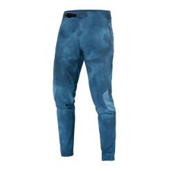 Spodnie Endura MT500 Burner. Niebieskie spodnie sportowe męskie ENDURA, bez wzorów, rowerowe. Za 459.99 zł.