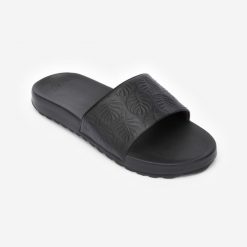 Klapki damskie Decathlon 550 Shiva. Czarne klapki damskie Decathlon, bez wzorów, z poliesteru. Za 79.99 zł.