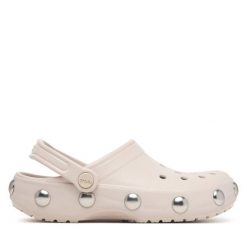 Klapki Crocs. Białe klapki damskie Crocs, bez wzorów, bez obcasa. Za 259.99 zł.