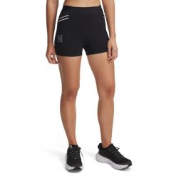 Szorty damskie Under Armour Run 96. Czarne szorty sportowe damskie Under Armour, bez wzorów, sportowe, do biegania. Za 312.50 zł.