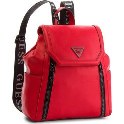 Plecak GUESS - HWVT71 09320 RED. Czerwone plecaki damskie Guess, ze skóry ekologicznej, klasyczne. Za 599.00 zł.