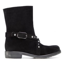Botki QUAZI. Czarne botki damskie QUAZI, bez obcasa, na płaskiej podeszwie, bez zapięcia. Za 219.99 zł.