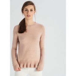 Sweter z falbanką - Różowy. Swetry damskie marki Sinsay. Za 49.99 zł.