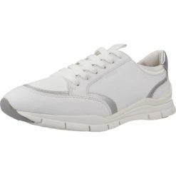 Buty GEOX D SUKIE Biały. Białe trekkingi damskie Geox, trekkingowe. Za 237.99 zł.