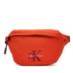 Saszetka nerka Calvin Klein. Brązowe saszetki męskie Calvin Klein, młodzieżowe, małe. Za 249.99 zł.