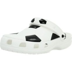 Sandały CROCS CLASSIC SOCCER BALL Biały. Białe sandały męskie Crocs, z syntetyku, bez zapięcia. Za 245.99 zł.