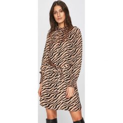 Only - Sukienka. Czarne sukienki damskie Only, s, bez wzorów, z materiału, casualowe, bez kołnierzyka, bez ramiączek. W wyprzedaży za 99.90 zł.