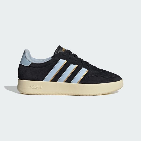 Buty Barreda. Czarne obuwie sportowe damskie Adidas, bez wzorów, z gumy, tenisowe. Za 272.05 zł.