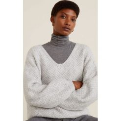Mango - Sweter. Swetry damskie marki Mango. W wyprzedaży za 69.90 zł.