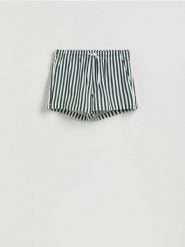 Szorty plażowe w paski - ciemnozielony. Zielone szorty męskie Reserved, l, bez wzorów, z tkaniny. Za 99.99 zł.