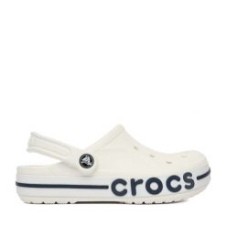 Klapki Crocs. Białe klapki damskie Crocs, bez wzorów, bez obcasa. Za 229.99 zł.