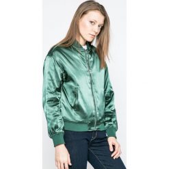Calvin Klein Jeans - Kurtka Padded Bomb. Kurtki damskie marki Calvin Klein Jeans. W wyprzedaży za 449.90 zł.