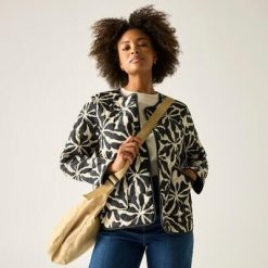 Kurtka pikowana Mira dla kobiet. Kurtki damskie Regatta, bez wzorów, z poliesteru, bez kaptura. Za 429.99 zł.