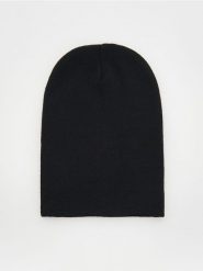 Czapka beanie z wiskozą - czarny. Czarne czapki i kapelusze damskie Reserved, bez wzorów, z wiskozy. Za 69.99 zł.